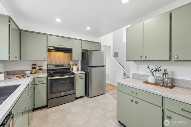 4613 SW 316th Place, Federal Way, WA 98023
