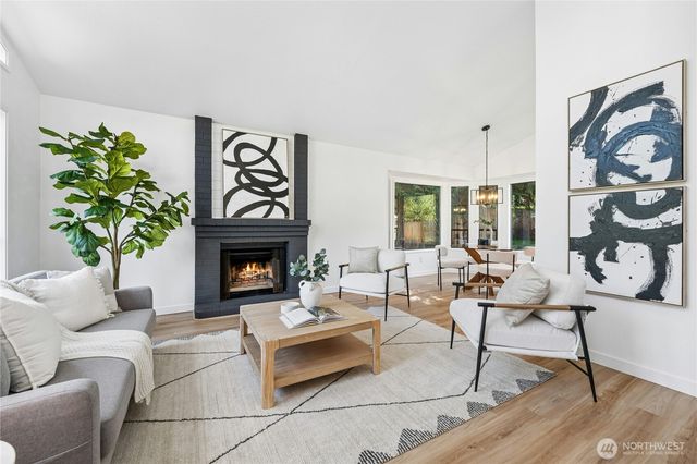 4613 SW 316th Place, Federal Way, WA 98023