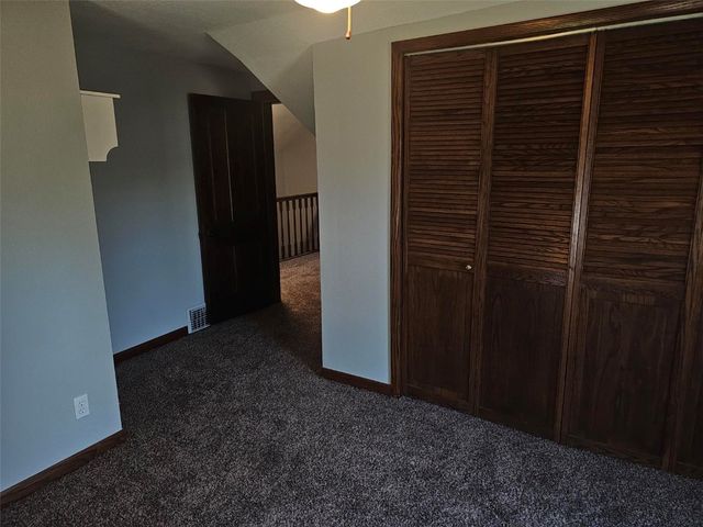 1112 A Avenue, Vinton, IA 52349