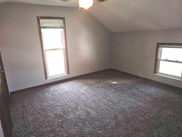 1112 A Avenue, Vinton, IA 52349