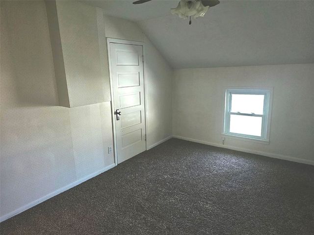 1112 A Avenue, Vinton, IA 52349