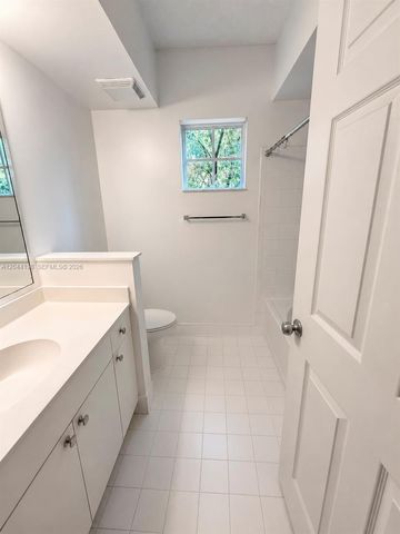 17145 N Bay Road 4307, Sunny Isles Beach, FL 33160