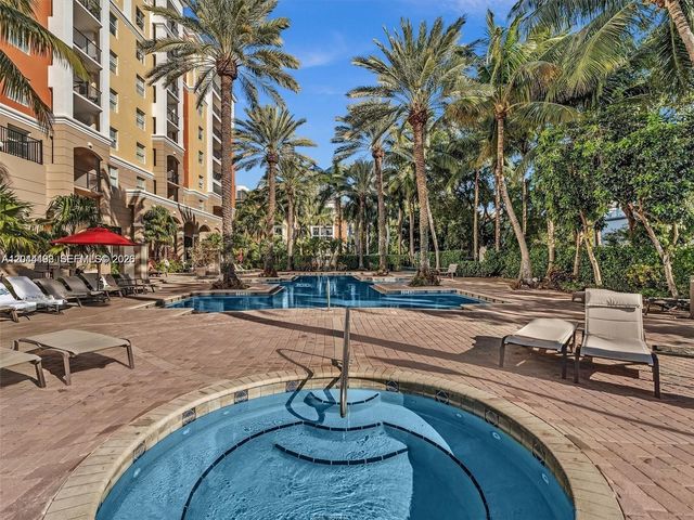 17145 N Bay Road 4307, Sunny Isles Beach, FL 33160