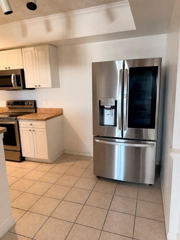 17145 N Bay Road 4307, Sunny Isles Beach, FL 33160