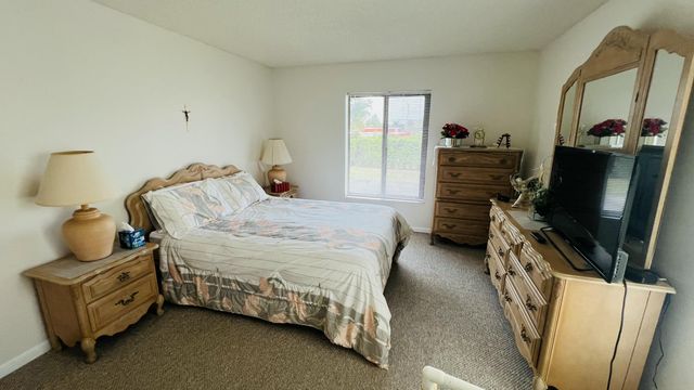 827 SKY PINE Way A2, Greenacres, FL 33415