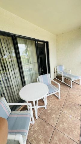 827 SKY PINE Way A2, Greenacres, FL 33415