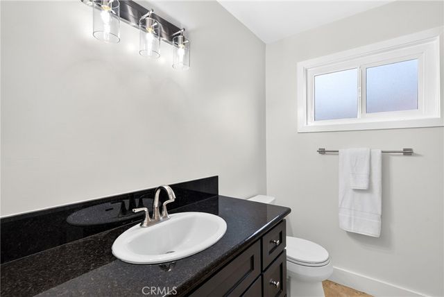 19352 Brookhurst, Huntington Beach, CA 92646