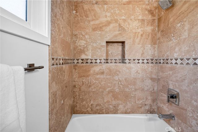 19352 Brookhurst, Huntington Beach, CA 92646