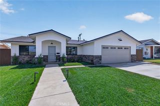 19352 Brookhurst, Huntington Beach, CA 92646