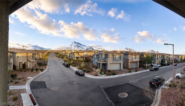 438 Wind Poppy Street, Las Vegas, NV 89138