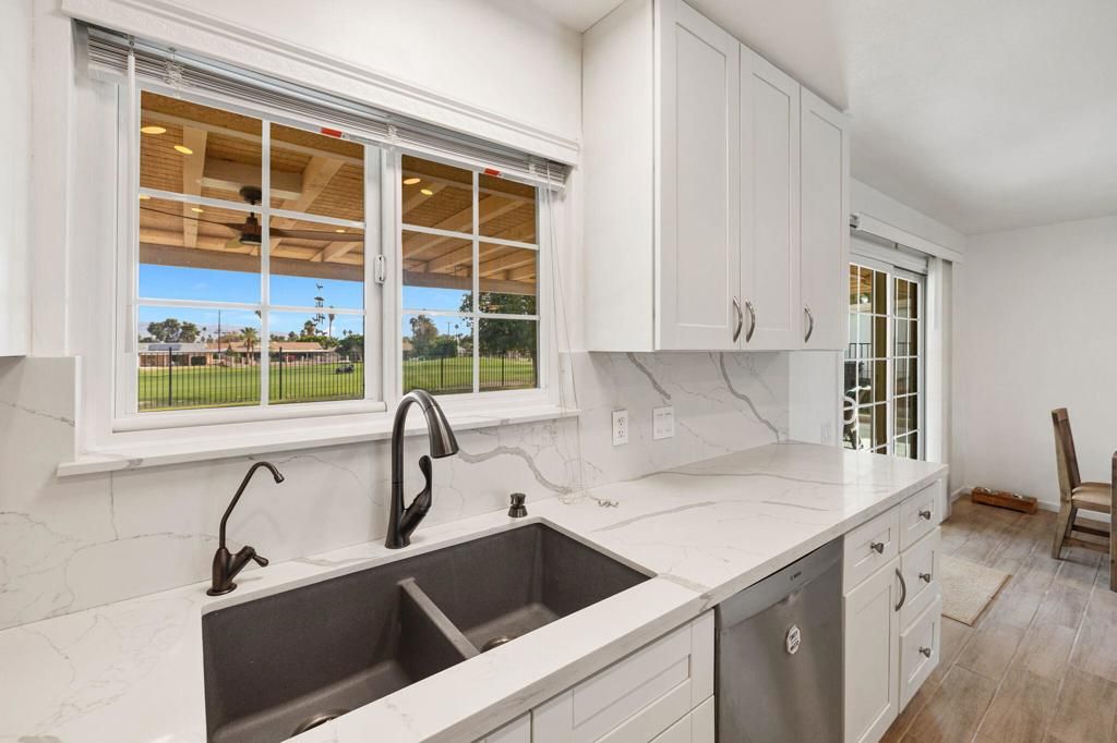 Image 15 of property listing at 42600 Wisconsin Avenue, Palm Desert, CA 92211