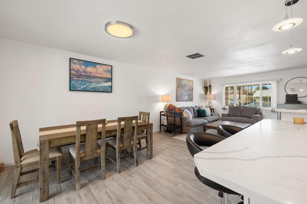 Image 17 of property listing at 42600 Wisconsin Avenue, Palm Desert, CA 92211