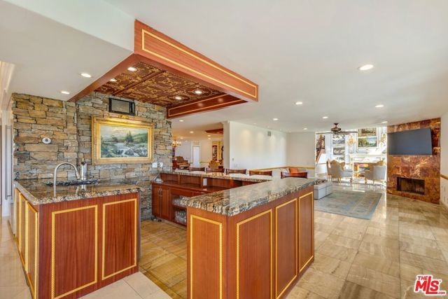 21128 Bellini Drive, Topanga (los Angeles), CA 90290