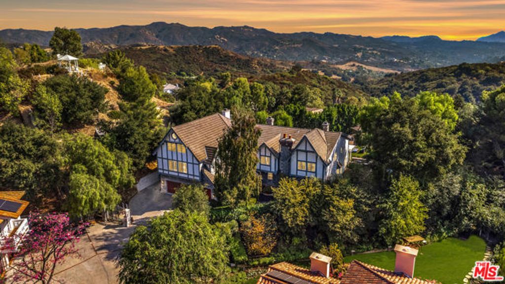 21128 Bellini Drive, Topanga (los Angeles), CA 90290