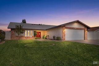 2418 Pinon Springs, Bakersfield, CA 93309