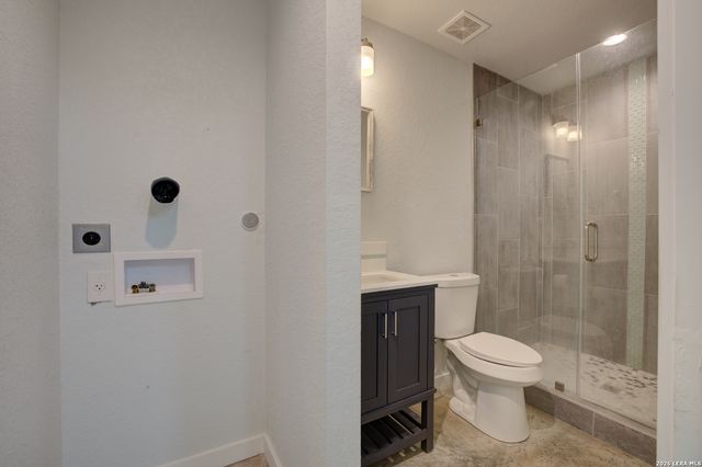 569 Ledgeview, Canyon Lake, TX 78133