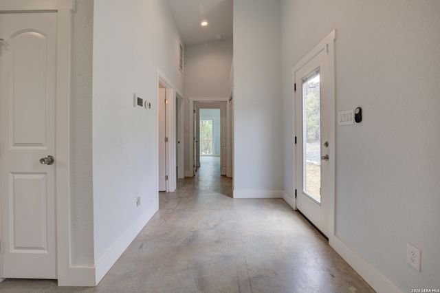 569 Ledgeview, Canyon Lake, TX 78133