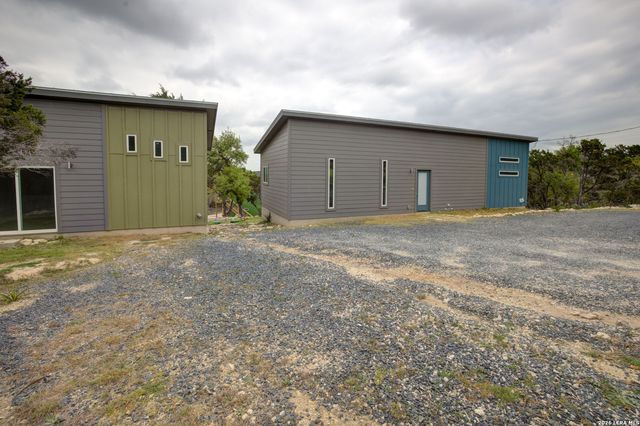 569 Ledgeview, Canyon Lake, TX 78133