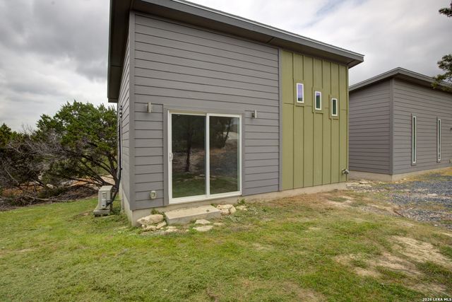 569 Ledgeview, Canyon Lake, TX 78133