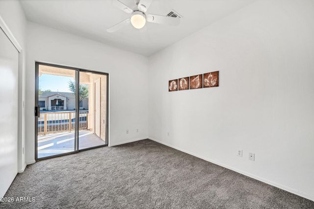 8800 N 107th Avenue 52, Peoria, AZ 85345