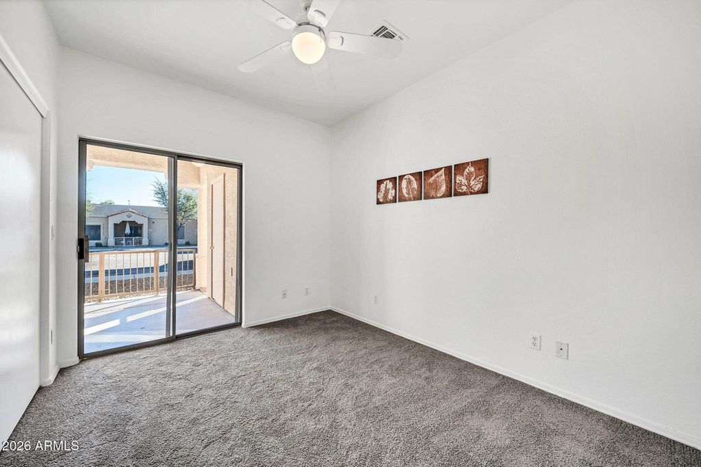 Image 11 of property listing at 8800 N 107th Avenue 52, Peoria, AZ 85345