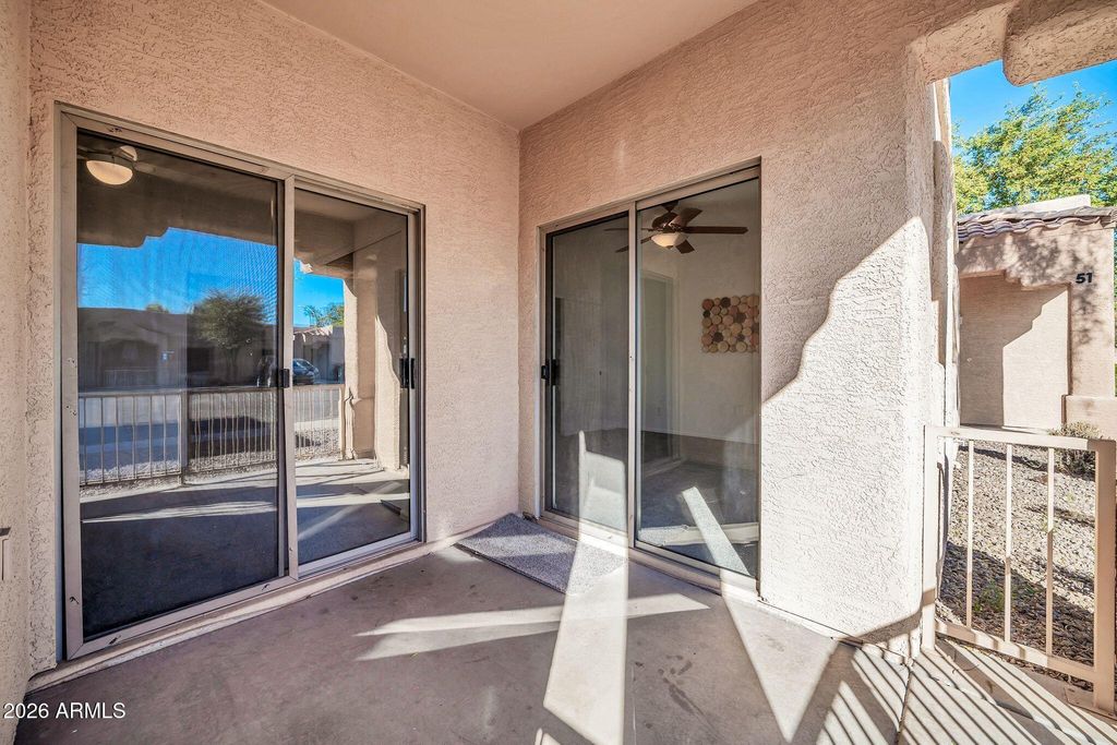Image 15 of property listing at 8800 N 107th Avenue 52, Peoria, AZ 85345