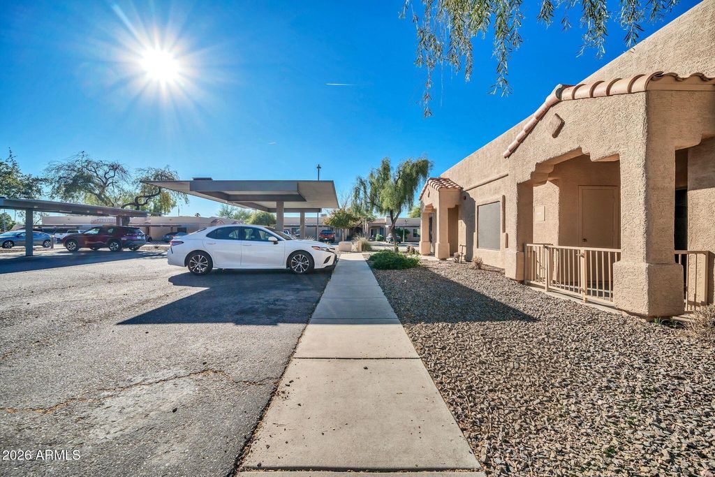 Image 18 of property listing at 8800 N 107th Avenue 52, Peoria, AZ 85345