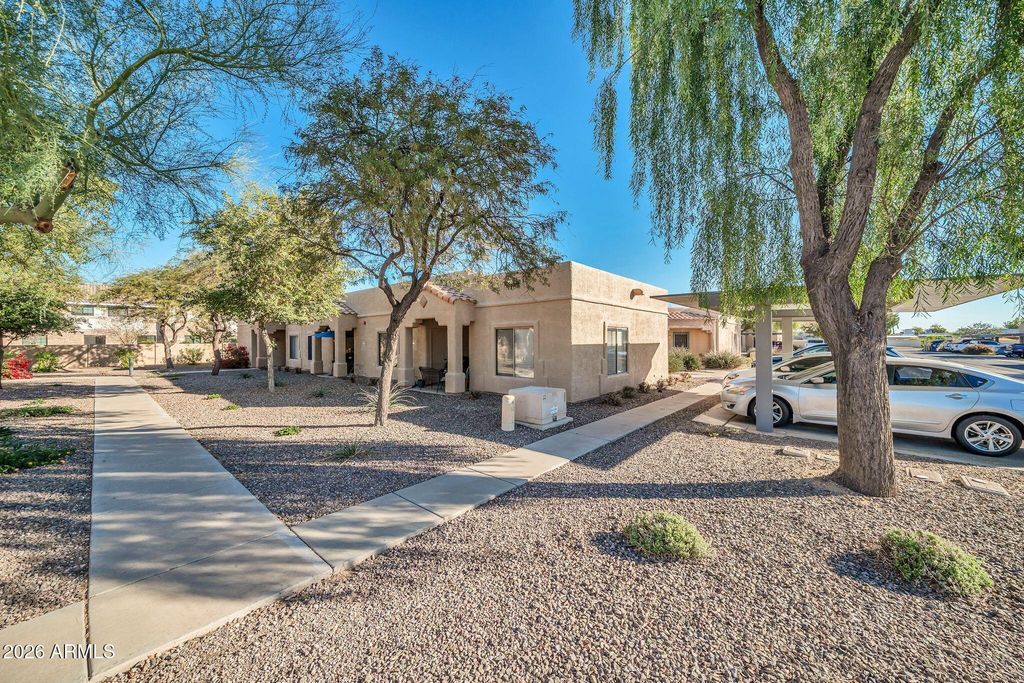 Image 19 of property listing at 8800 N 107th Avenue 52, Peoria, AZ 85345