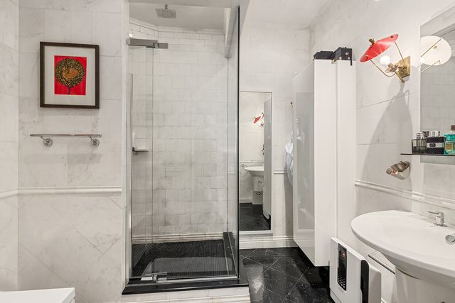 18 E 77TH Street 5AB, New York City, NY 10021