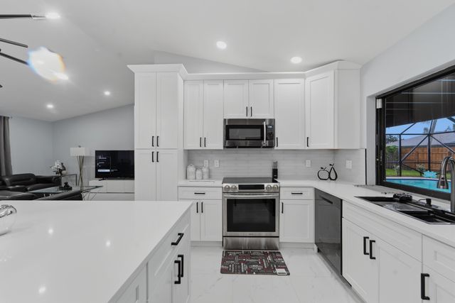 606 JUNIPER Place, Wellington, FL 33414