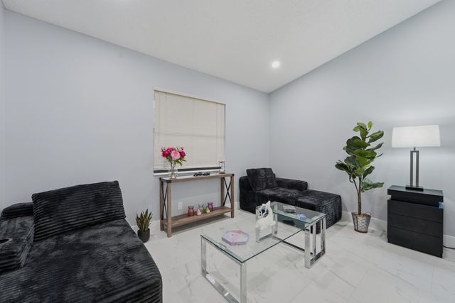 606 JUNIPER Place, Wellington, FL 33414