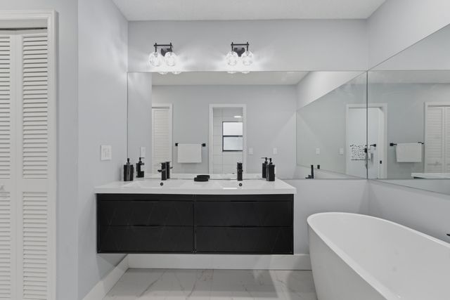 606 JUNIPER Place, Wellington, FL 33414