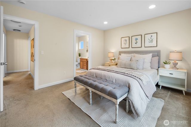 22669 Fern Reach Circle NE, Redmond, WA 98053