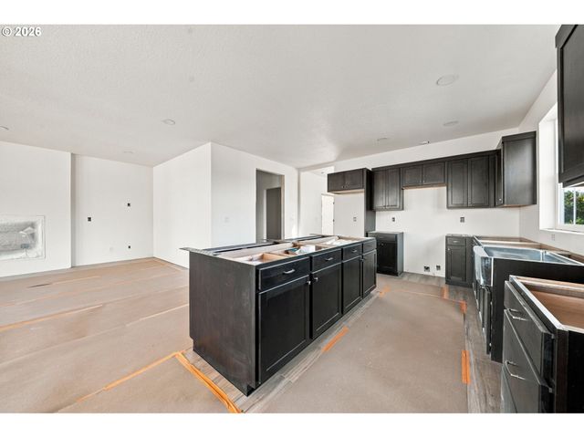 10677 Sw ROBINSON Rd, Hillsboro, OR 97123