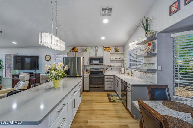 20310 N 106TH Avenue, Peoria, AZ 85382