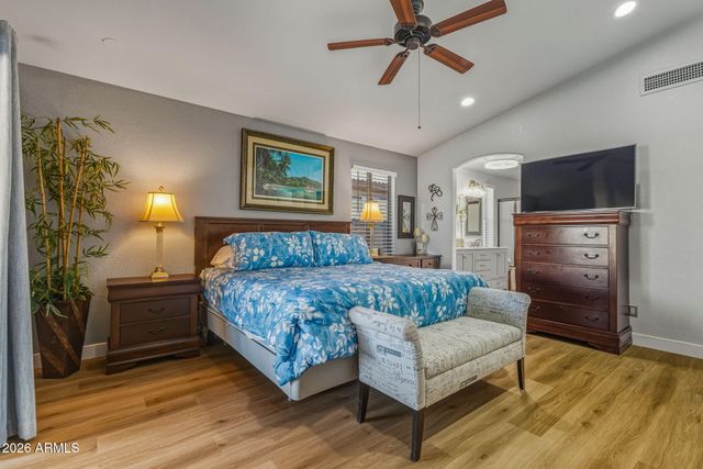 20310 N 106TH Avenue, Peoria, AZ 85382