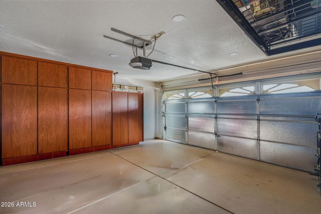 20310 N 106TH Avenue, Peoria, AZ 85382