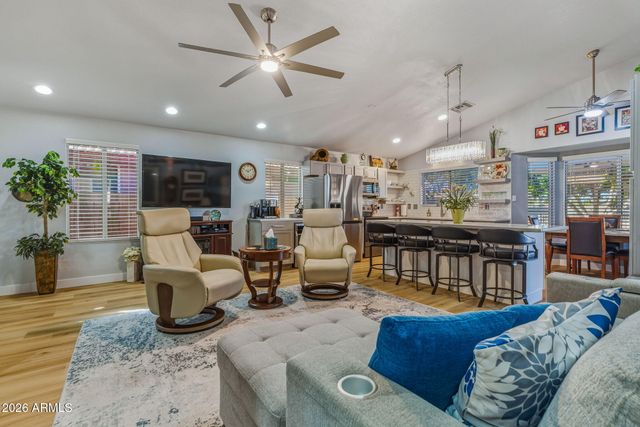 20310 N 106TH Avenue, Peoria, AZ 85382