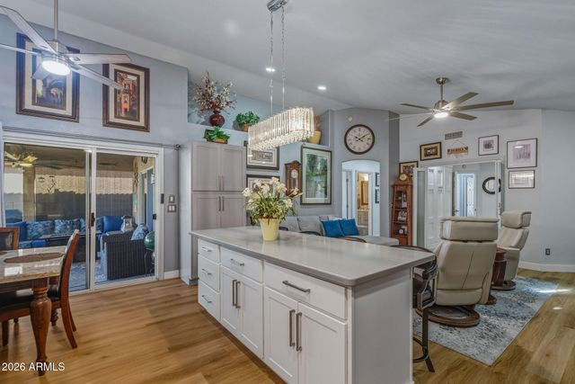 20310 N 106TH Avenue, Peoria, AZ 85382