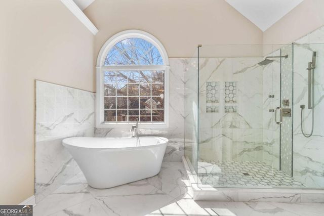 715 Fawn Ridge Court, Roswell, GA 30075