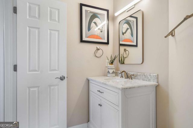 715 Fawn Ridge Court, Roswell, GA 30075