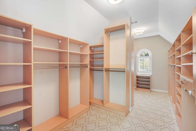 715 Fawn Ridge Court, Roswell, GA 30075