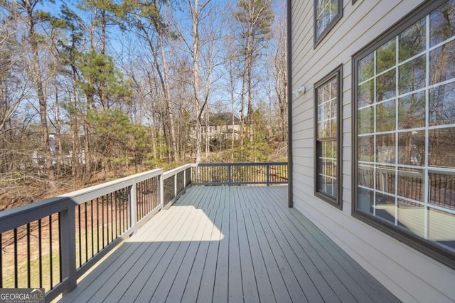 715 Fawn Ridge Court, Roswell, GA 30075