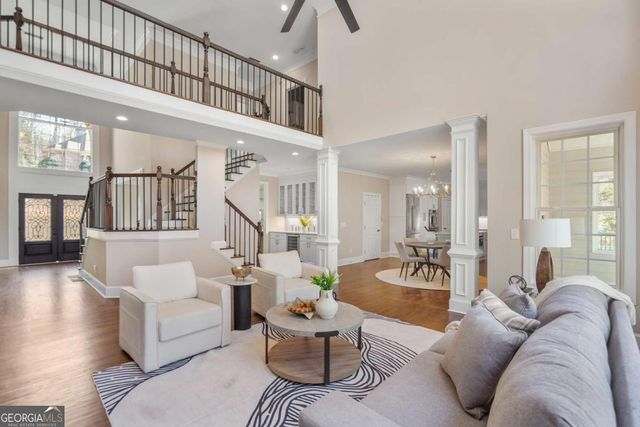 715 Fawn Ridge Court, Roswell, GA 30075