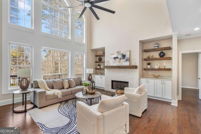 715 Fawn Ridge Court, Roswell, GA 30075