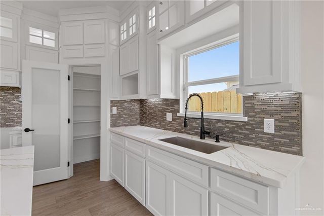 3404 Monte Cielo Drive, Weslaco, TX 78596