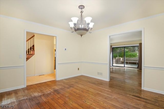 15 Burrell Rd, Tewksbury Twp., NJ 08833