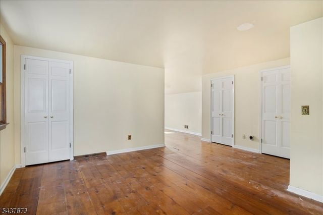 15 Burrell Rd, Tewksbury Twp., NJ 08833