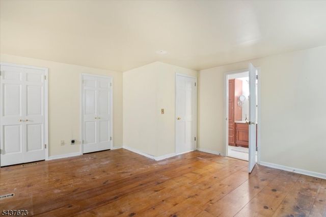 15 Burrell Rd, Tewksbury Twp., NJ 08833