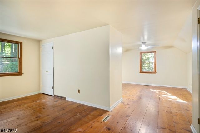15 Burrell Rd, Tewksbury Twp., NJ 08833